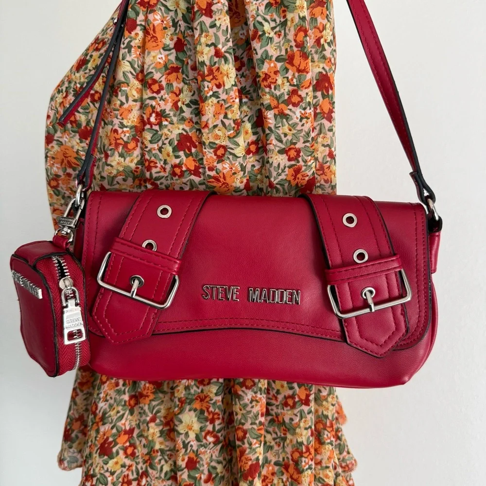 Steve Madden Red Buckle Shoulder Bag - Picture 2 of 10